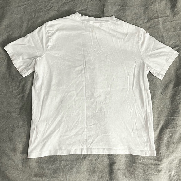 H&M Graphic Tee - Picture 2 of 7